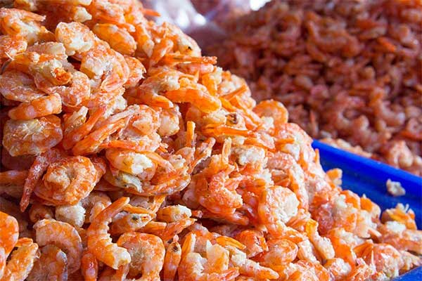 Đặc sản khô lên ngôi những ngày cận tết